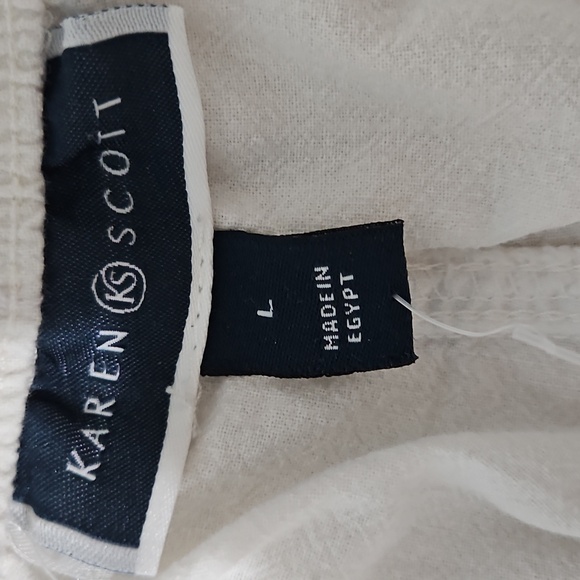 Karen Scott Women's White Athletic Shorts - Picture 3 of 3